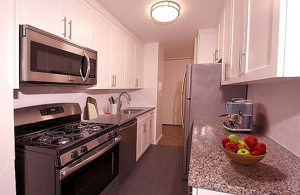 1st image of 1623 3rd Ave APT 23F