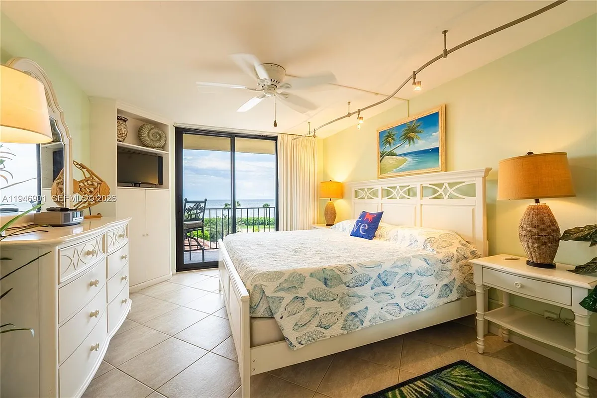 Building Photo - 100 Ocean Trail Way #408