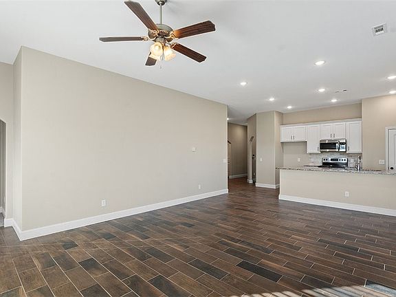 3rd image of 705 NW 63rd Ave