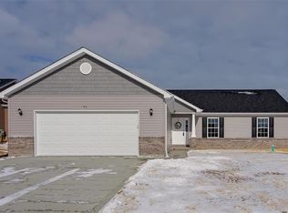 152 Cuivre River Dr, Troy, MO 63379