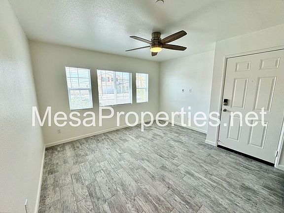 3rd image of 14173 Mustang Cir Unit B