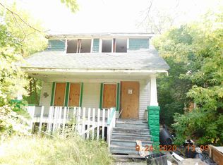 19154 Yacama Rd, Highland Park, MI 48203