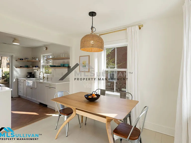 1803 Hillcrest Dr — Photo 7