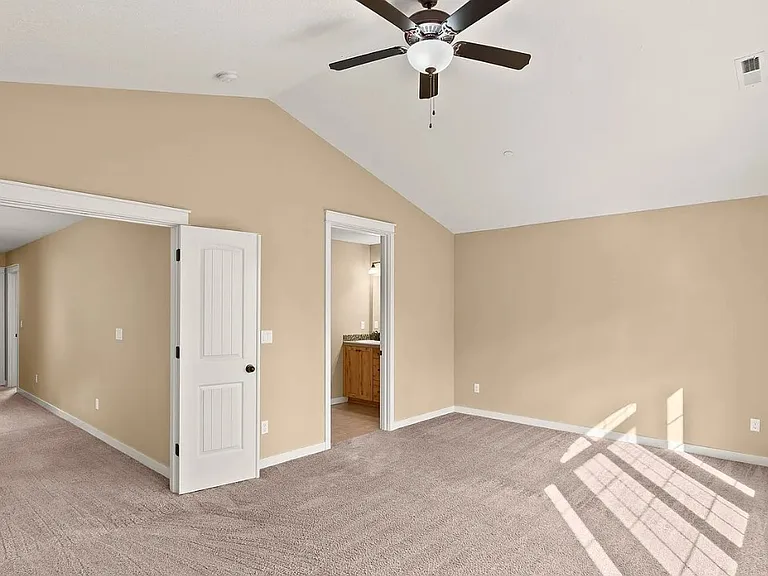 8125 SW 174th Ter — Photo 21