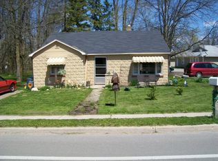 980 Mackinaw Ave, Cheboygan, MI 49721