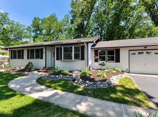 32 Winding River Dr, Toms River, NJ