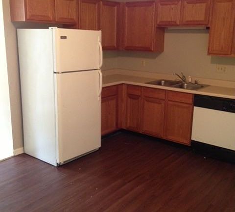 3rd image of 3078 Candlewood Ct