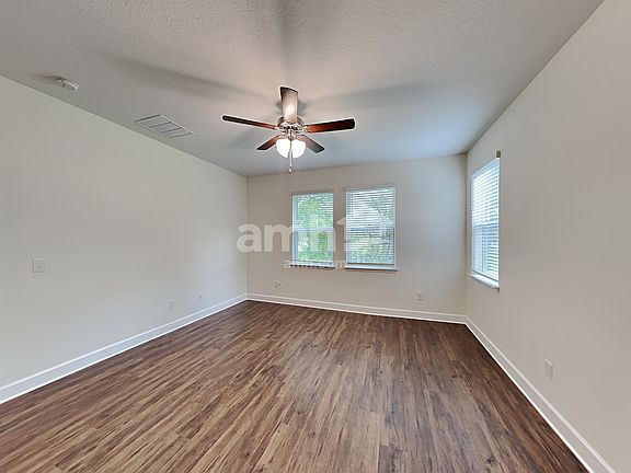 3rd image of 33805 Night Lily Dr