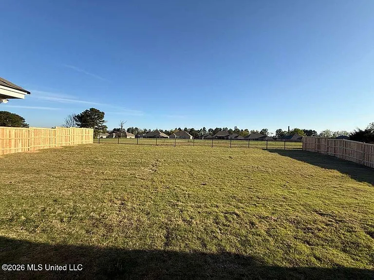 571 Patrick Farms Dr — Photo 47