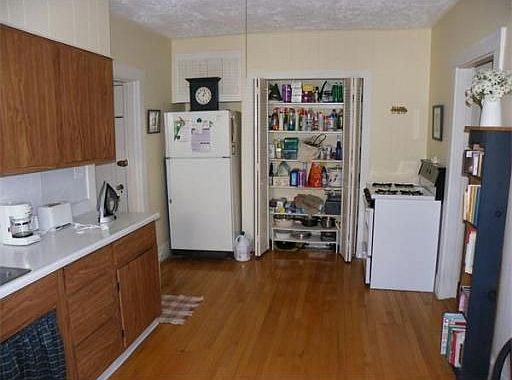 2nd image of 210 Newbury Ave #1L