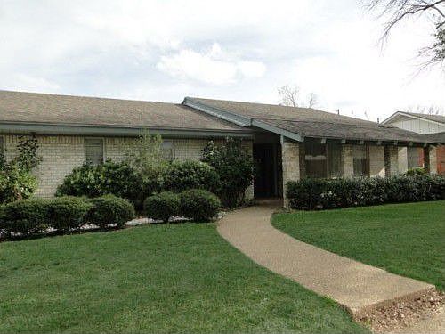 1st image of 4806 Lake Arrowhead Dr