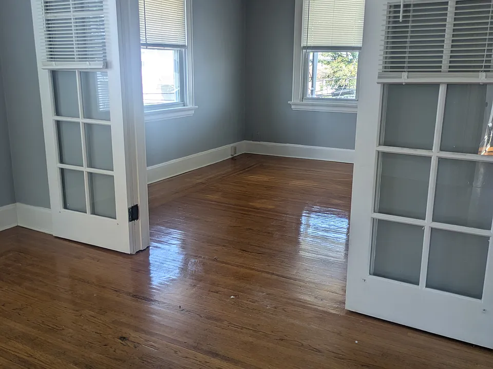 1901 Mentor Ave #2