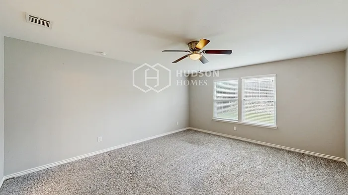 2716 Tobias Ln — Photo 12