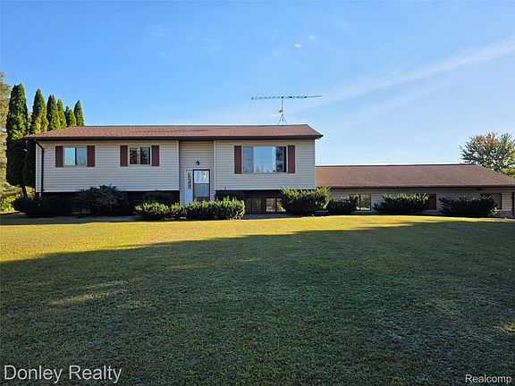 2nd image of 5470 Marlette Rd