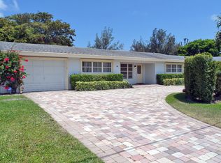 7512 Alpha Ct E, Lake Clarke Shores, FL 33406