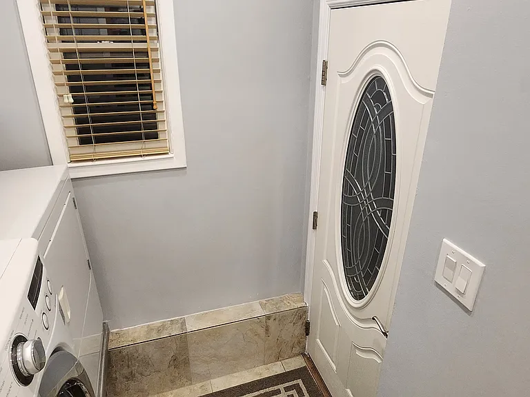 53 Willow Ave #1 — Photo 15