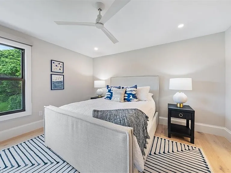 569 Park Shore Dr #G5 — Photo 30