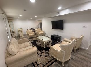 20529 Aspenwood Ln, Gaithersburg, MD 20886