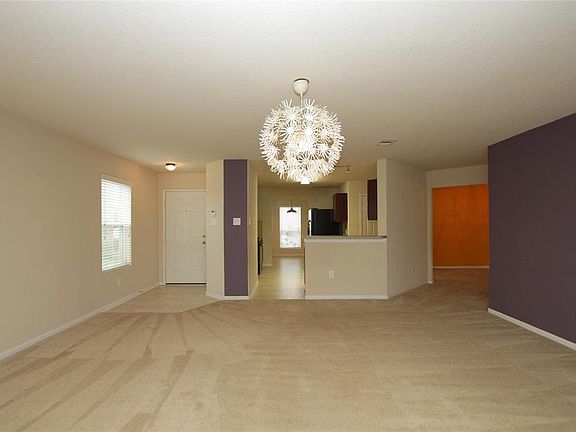 4th image of 5039 Fair Oak Dale Ln