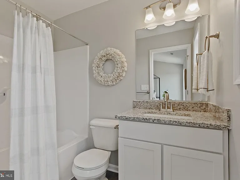 304 Avon Dr — Photo 21