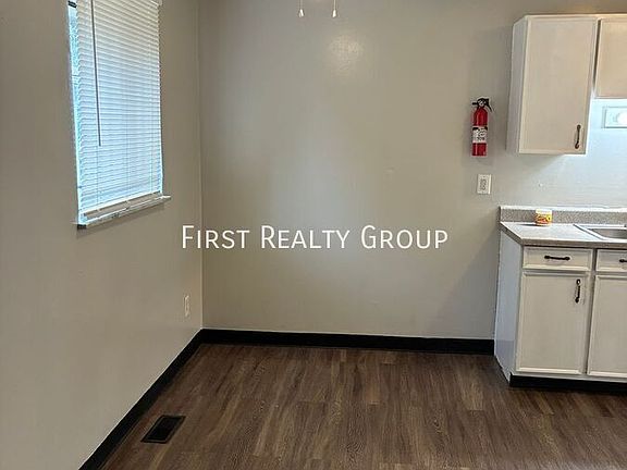 4th image of 24 Kinnard Ave APT B