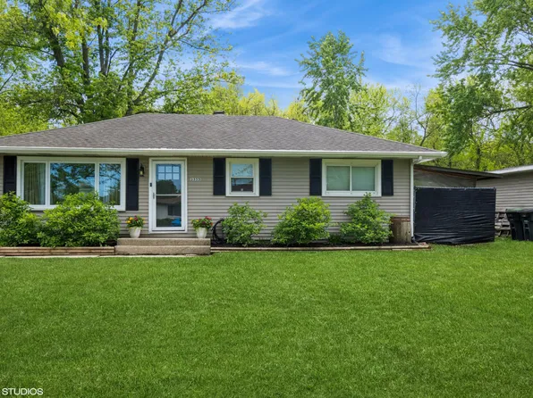 3355 E 78th Pl, Merrillville, IN 46410