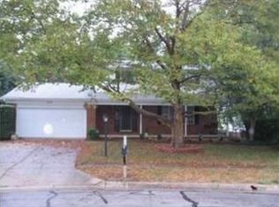 323 Warlock Ct, Columbus, OH 43230