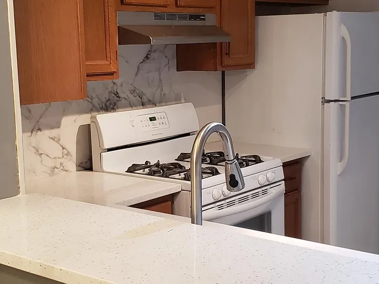 3611 Main Station Dr SW — Photo 3