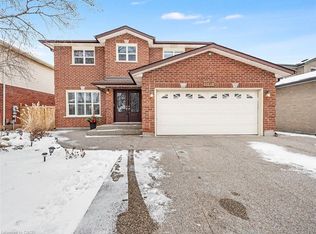 2137 Cleaver Ave, Burlington, ON L7M3R1