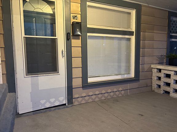 2nd image of 754 E Pleasant Run Parkway North Dr