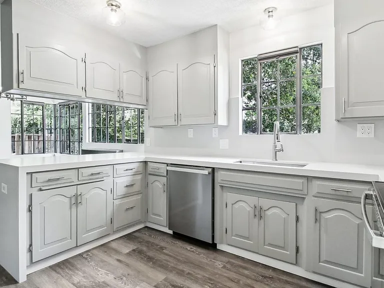 1040 Creek Dr — Photo 28