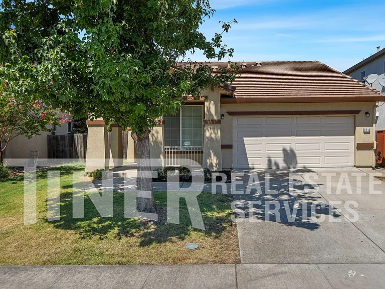 9716 Marianna Way — Photo 1