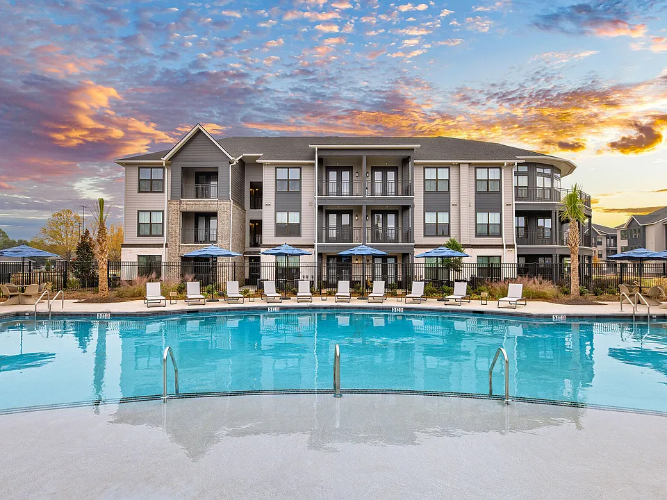 The Canter apartments community photo