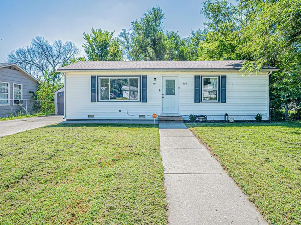1605 Westwood Blvd, Junction City, KS 66441