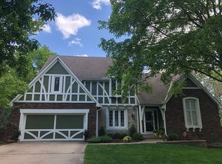 11729 W 102nd St, Overland Park, KS 66214