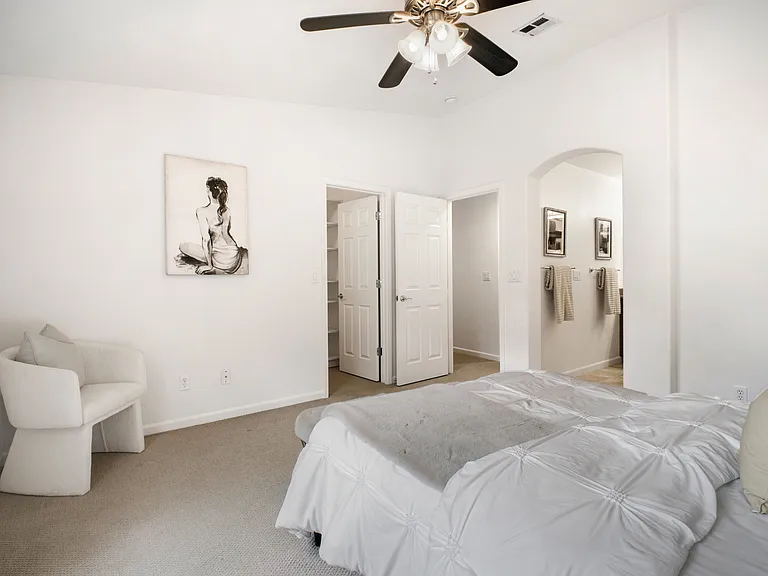 807 Batista Dr — Photo 22