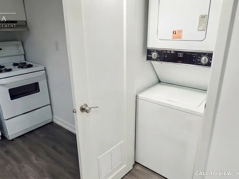 458 Kingston Rd #2 — Photo 6