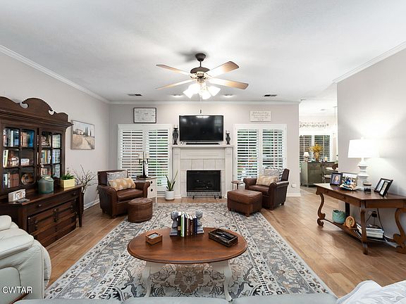 5th image of 127 Grassland Dr