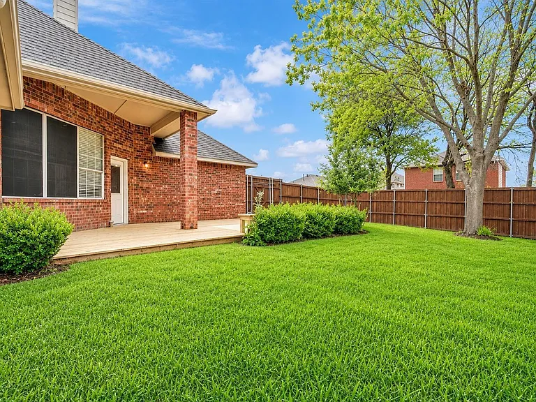 5106 Petersburg Dr — Photo 23