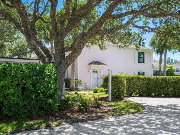 300 Harbour Dr APT 205A, Vero Beach, FL 32963