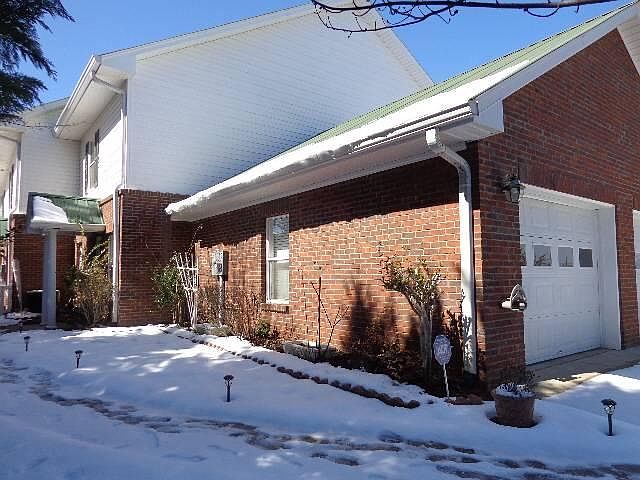 1st image of 354 Mountain Dr APT G