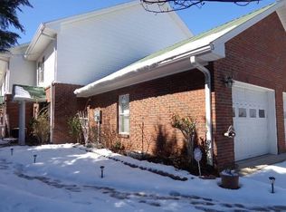 354 Mountain Dr APT G, Dahlonega, GA 30533