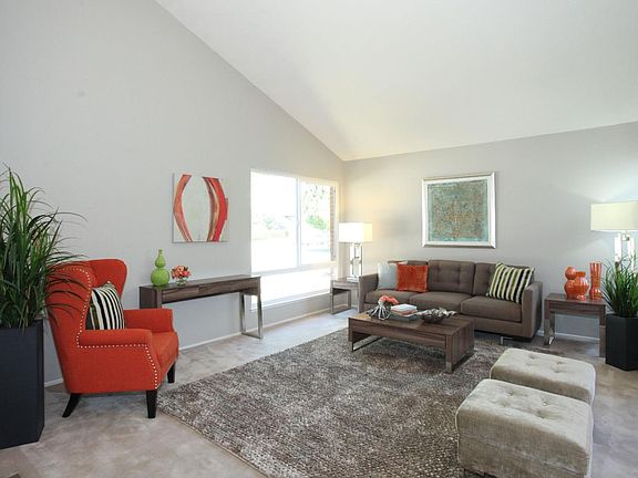 2nd image of 6580 Prague Ct