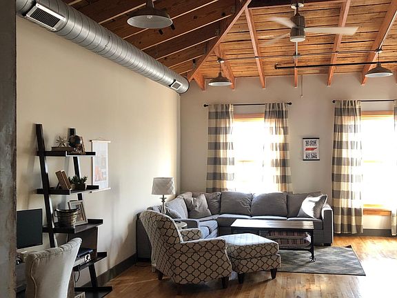5th image of 222 N Central St APT 411