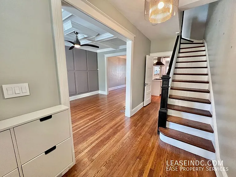 5022 5th St NW — Photo 3