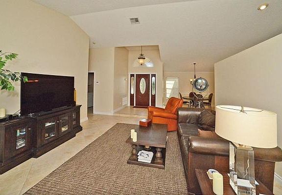 Home For Sale In Island Lakes