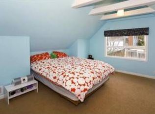 208 Surrey St, San Francisco, CA 94131