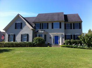 5080 Adriana Ct, Center Valley, PA 18034