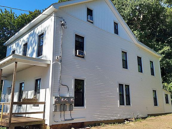 2nd image of 1 Stuart Dr