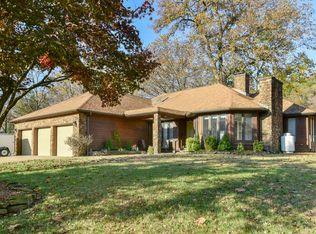 476 Foggy River Rd, Hollister, MO 65672